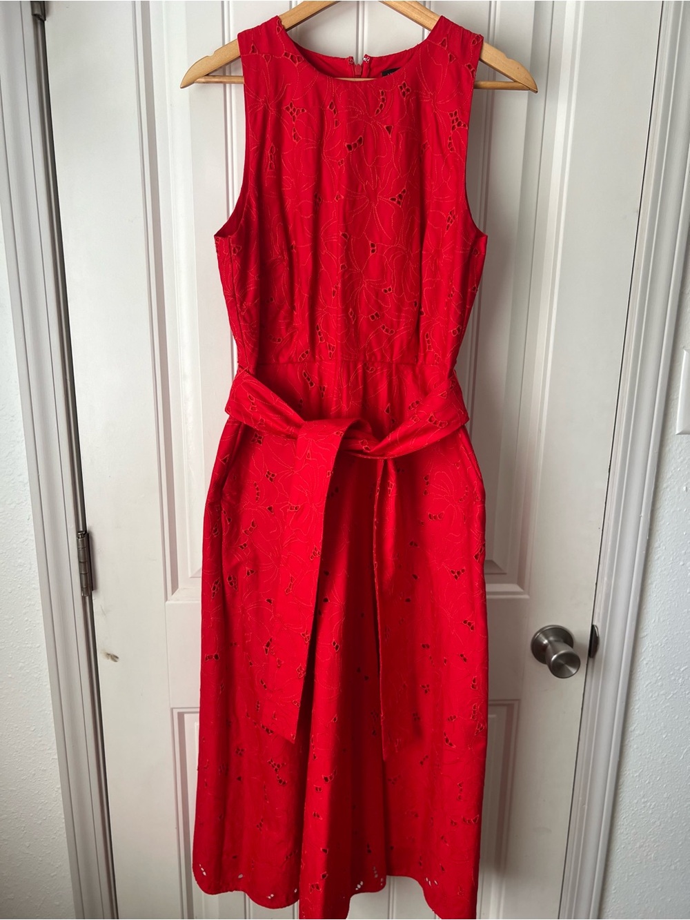 Ann Taylor Red Sleeveless Tie-Waist Midi Dress